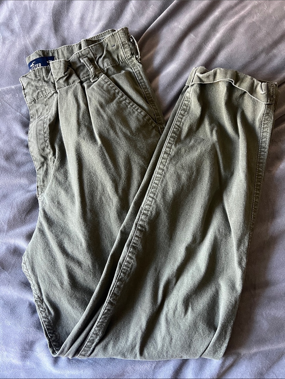 Hollister Olive Green Women's Pleated Chinos
